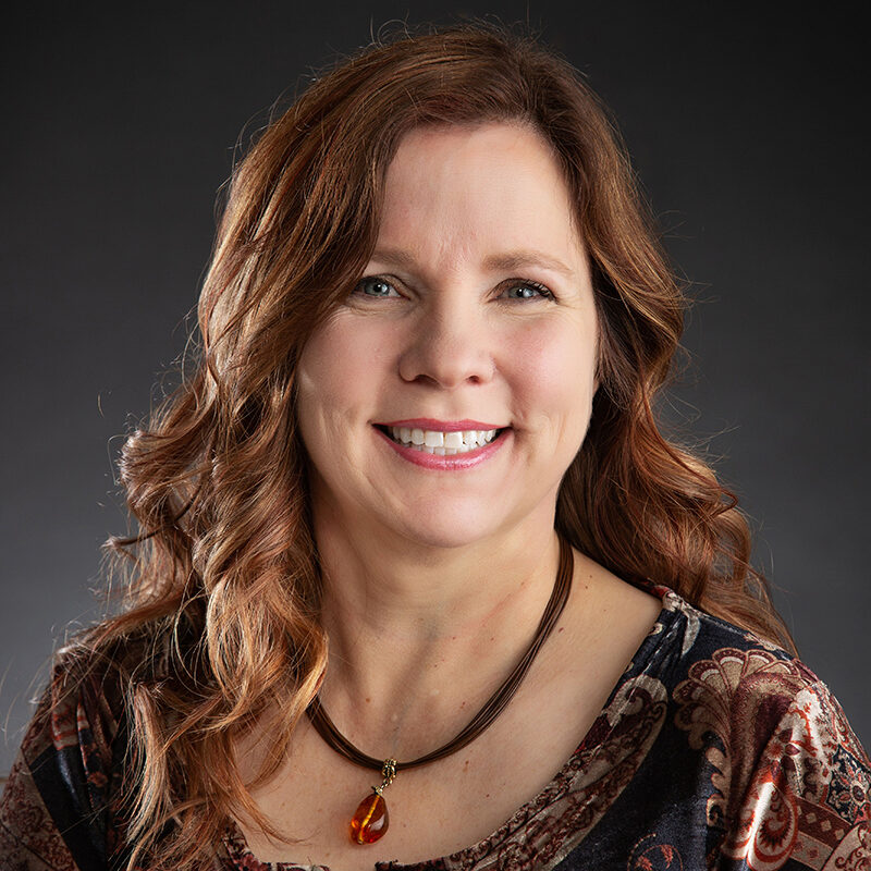 Cindy-Parks-Headshot head shot portrait of insurance agent, Cindy Parks